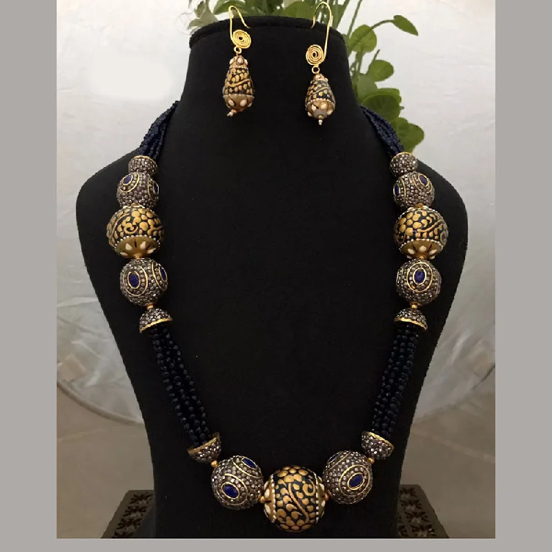 Cute Heart Pendant Necklace-FS Collection Gold Plated Kundan Stone And Pearls Necklace Set