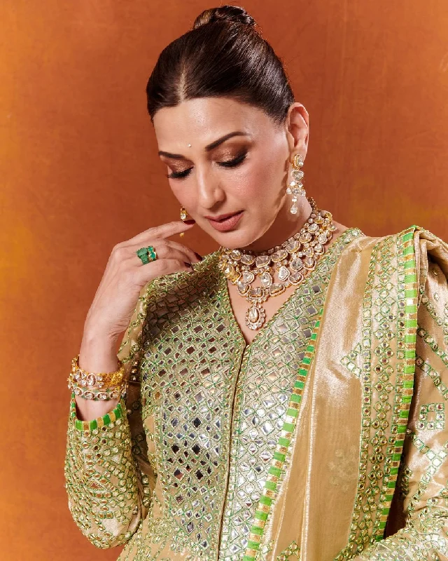 Unique Men's Wedding Ring-Sonali Bendre - Ruchika Emerald Ring