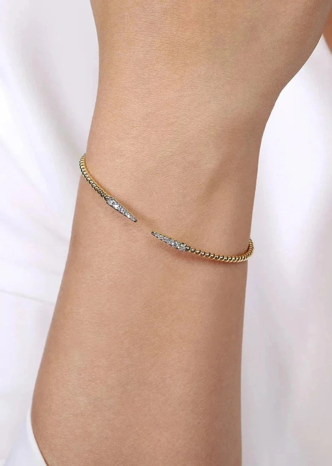 Simple Leather Bracelets-Charmed Arrow Beaded Zircon  Bangle