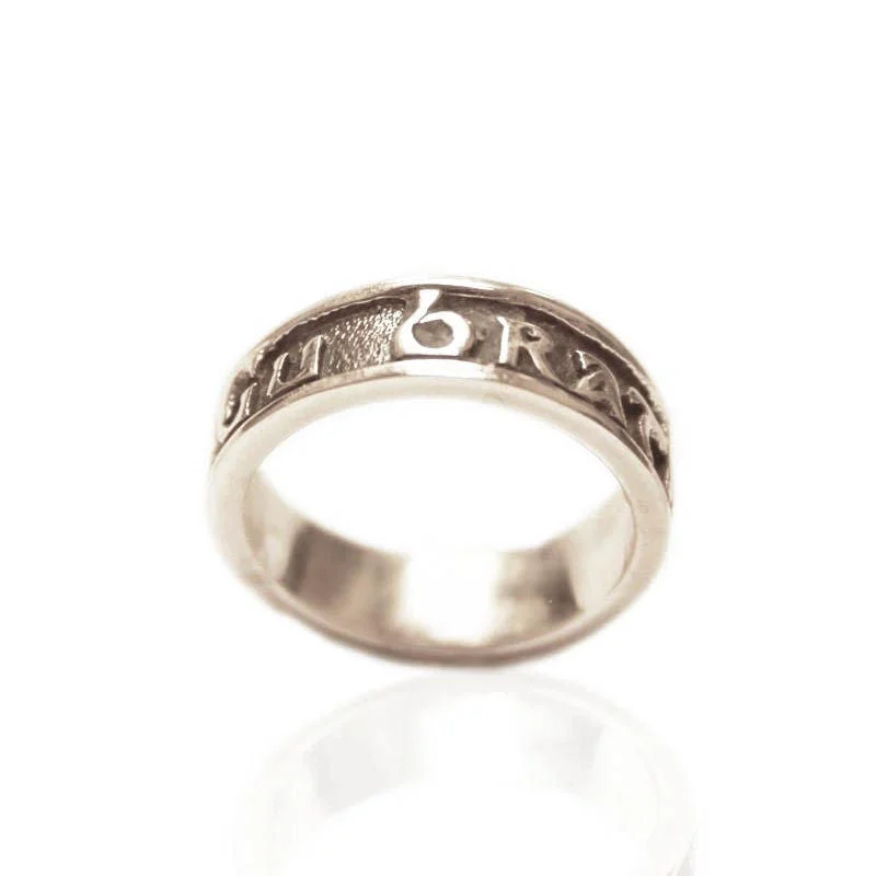 Simple Silver Ring-Gaelic Gu Brath Forever Ring In Silver