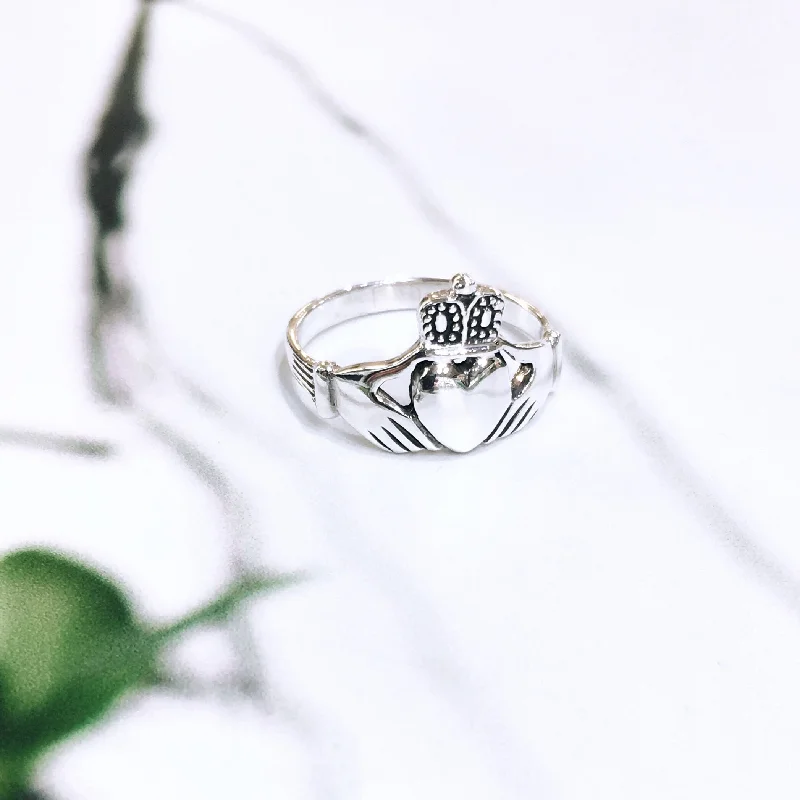 Handmade Engagement Ring-Sterling Silver Traditional Claddagh Ring (Large face)