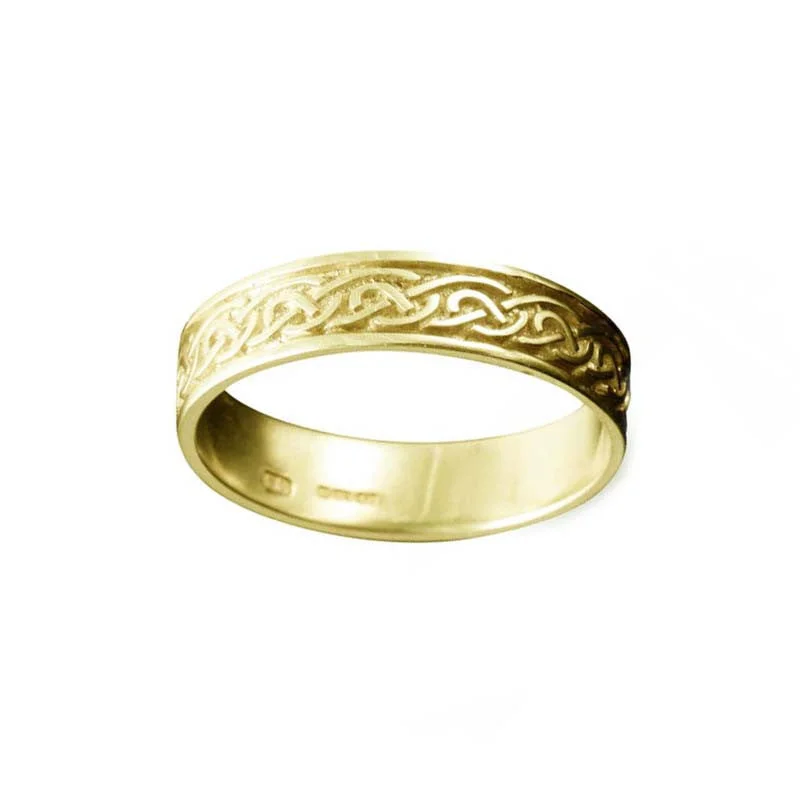 Dainty Gold Ring-St Ninian's Celtic Knotwork Ring