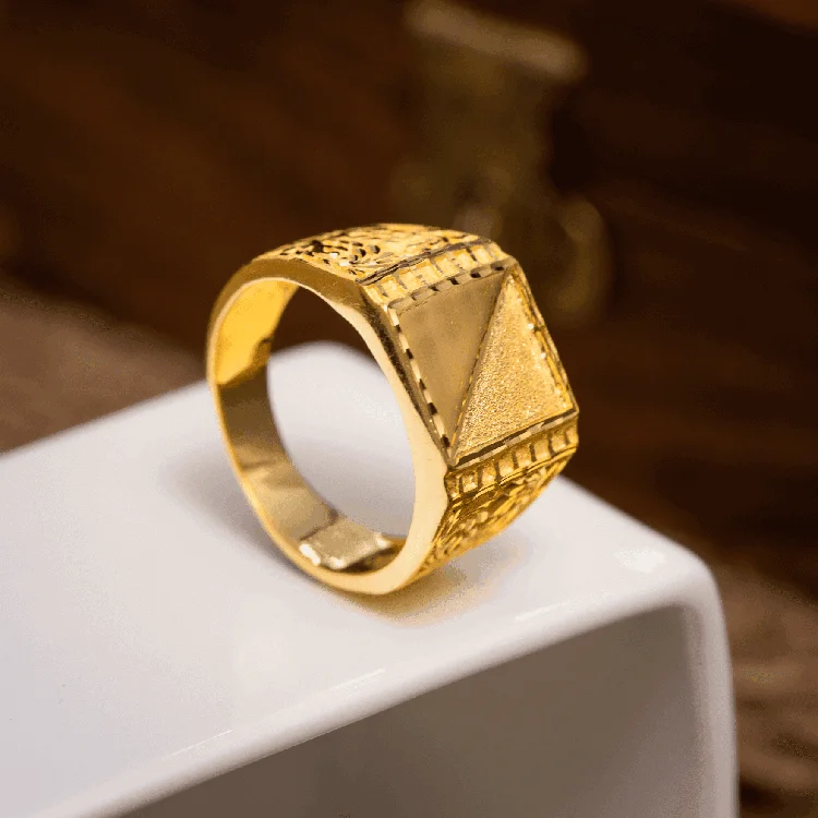 Artistic Design Ring-Gents Golden Ring PGGR14-052